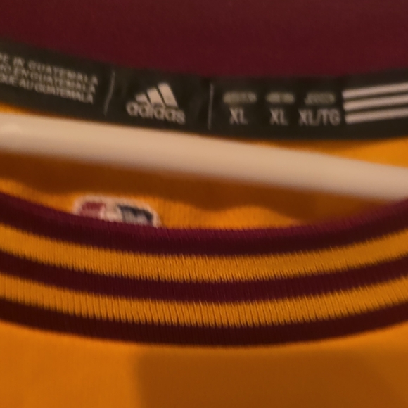 Adidas Lebron James Jersery - Picture 4 of 8